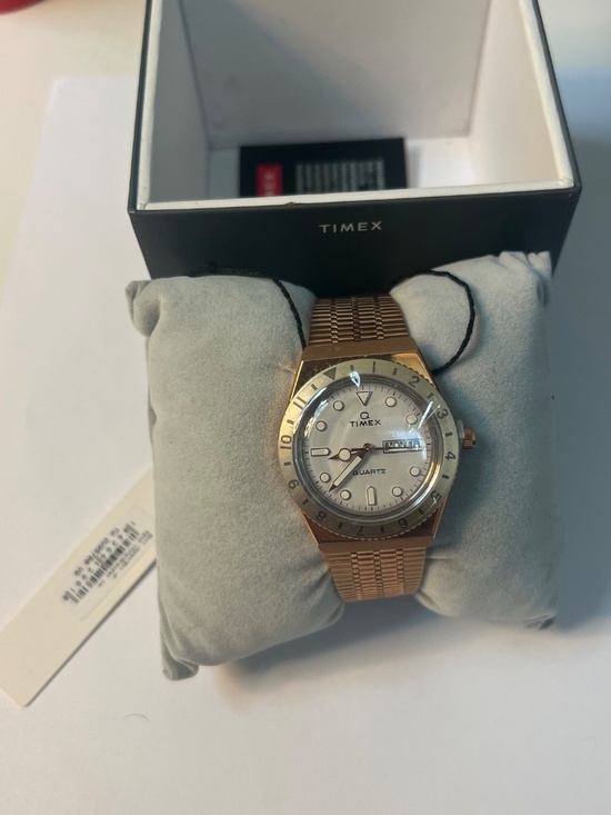 Brand New Q Timex Reissue Gold-Tone Watch | White Dial & Day/Date | Box
